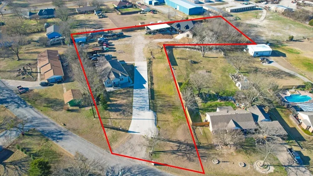 920 Oil Mill Road Van Alstyne, TX 75495