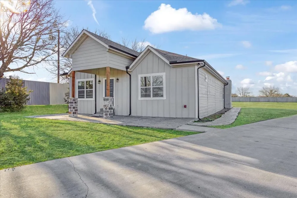 920 Oil Mill Road Van Alstyne, TX 75495