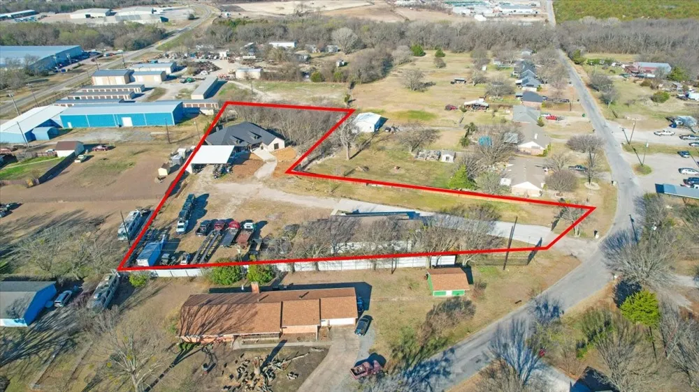 920 Oil Mill Road Van Alstyne, TX 75495