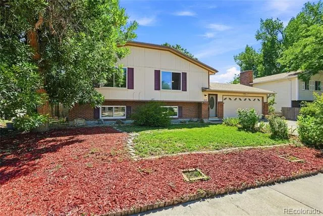 4640 S Everett Street Denver, CO 80123
