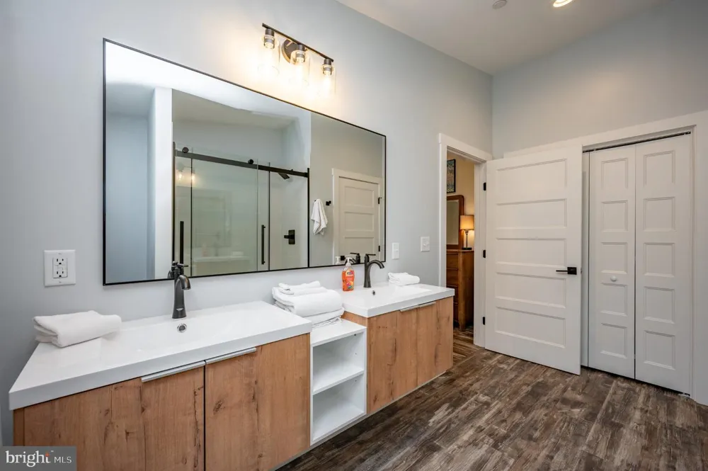 78 GLEN COVE CIRCLE Swanton, MD 21561