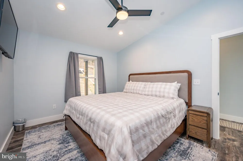 78 GLEN COVE CIRCLE Swanton, MD 21561