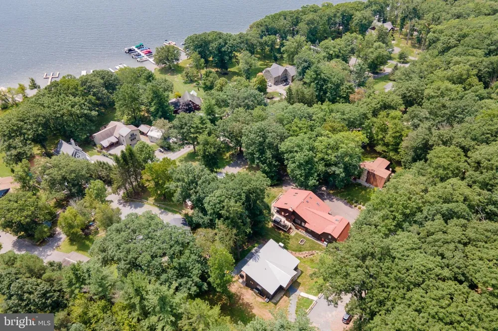 78 GLEN COVE CIRCLE Swanton, MD 21561