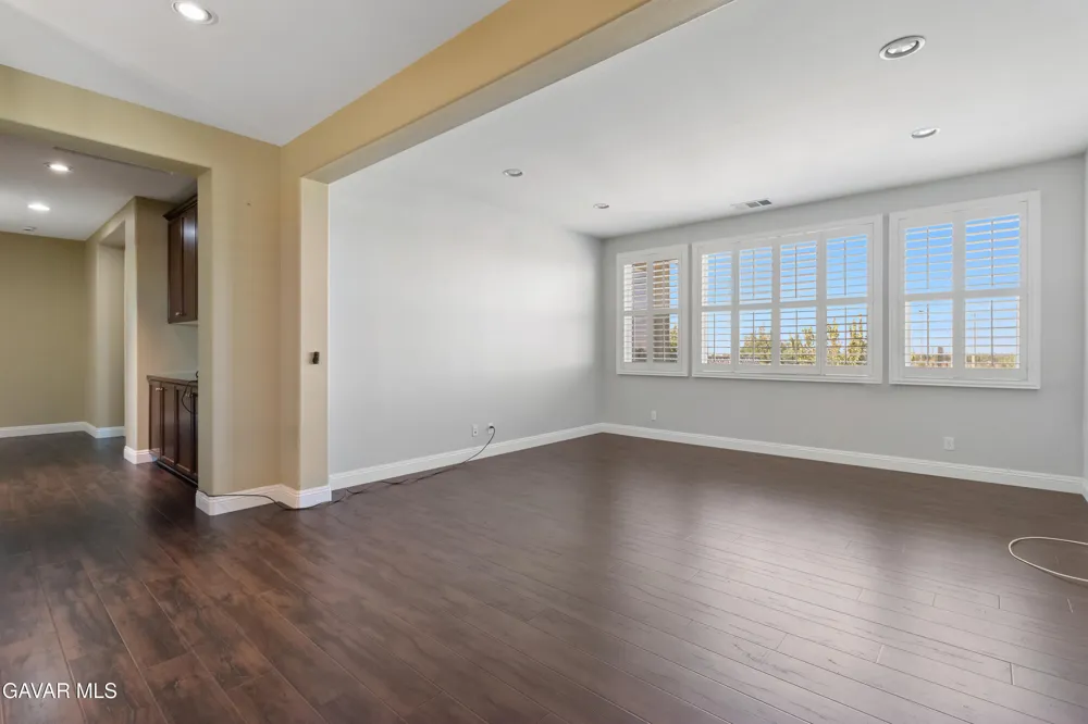 3101 Camino Hermanos Lancaster, CA 93536