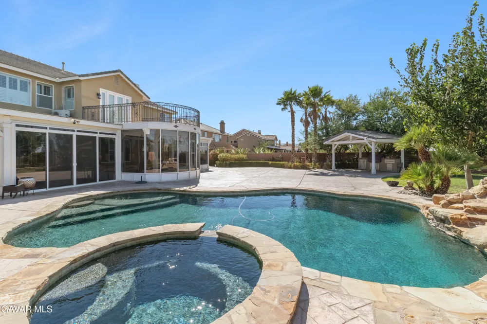 3101 Camino Hermanos Lancaster, CA 93536