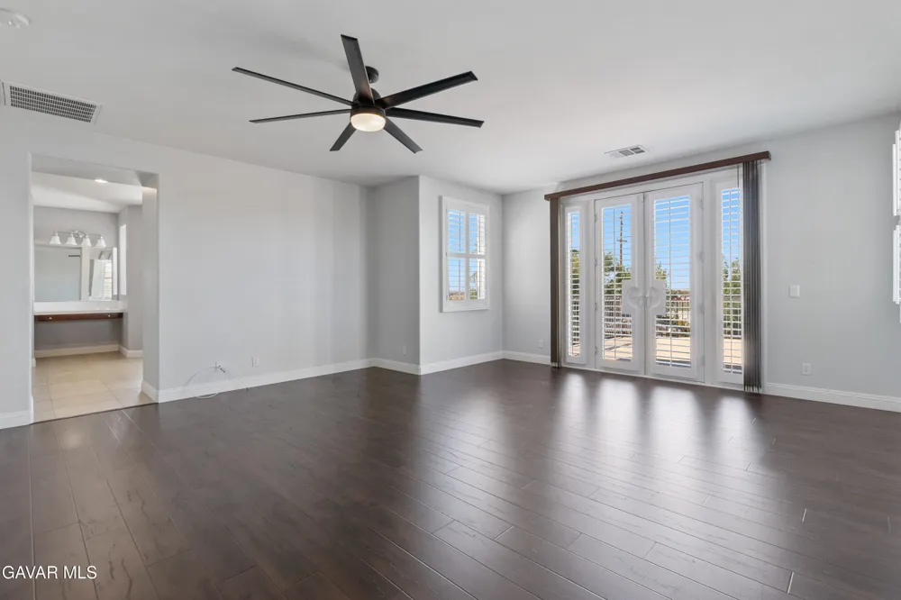 3101 Camino Hermanos Lancaster, CA 93536