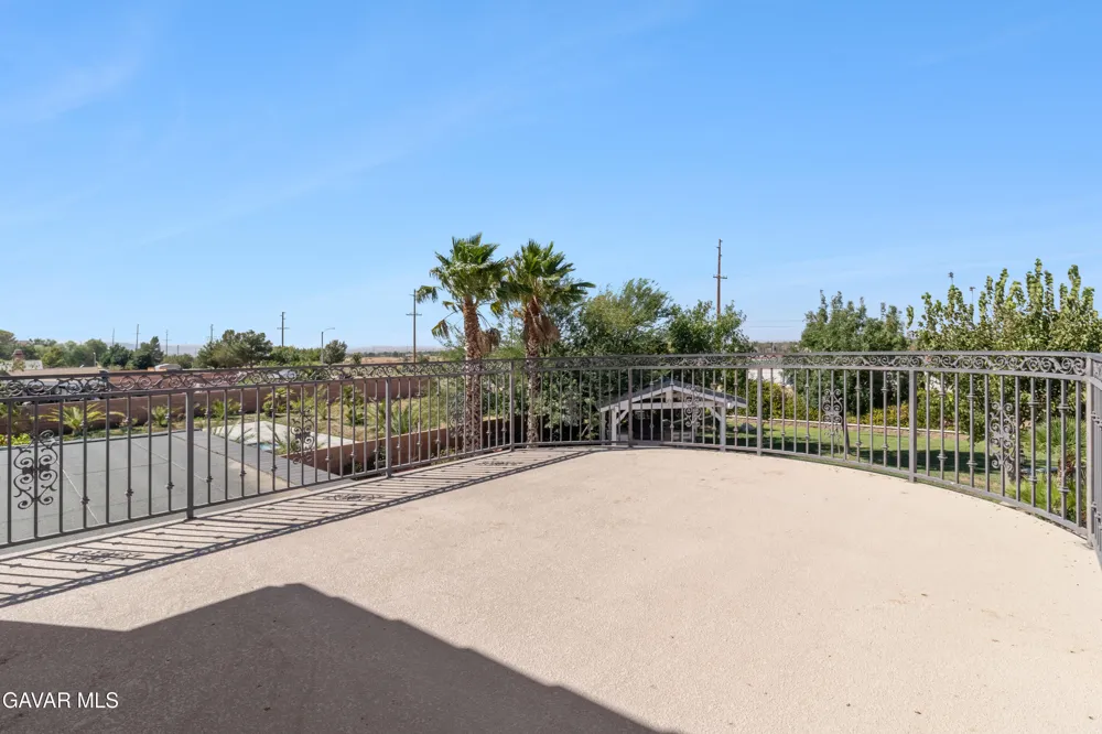 3101 Camino Hermanos Lancaster, CA 93536