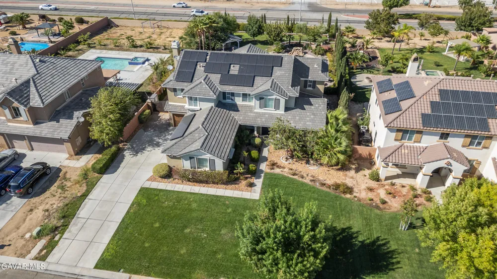 3101 Camino Hermanos Lancaster, CA 93536
