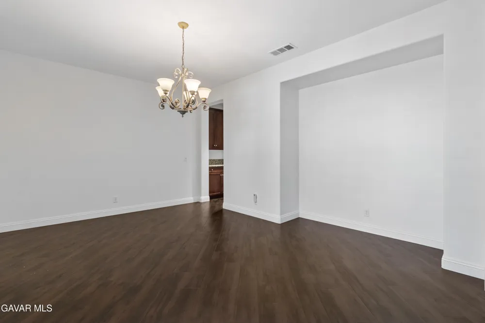 3101 Camino Hermanos Lancaster, CA 93536