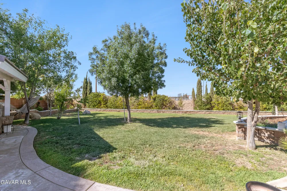 3101 Camino Hermanos Lancaster, CA 93536