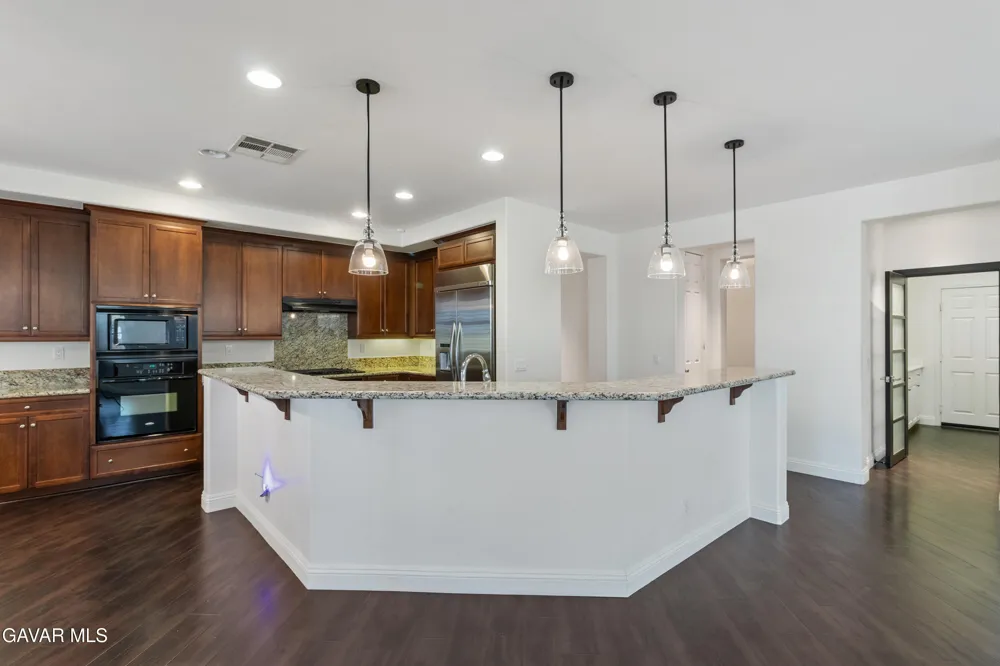 3101 Camino Hermanos Lancaster, CA 93536