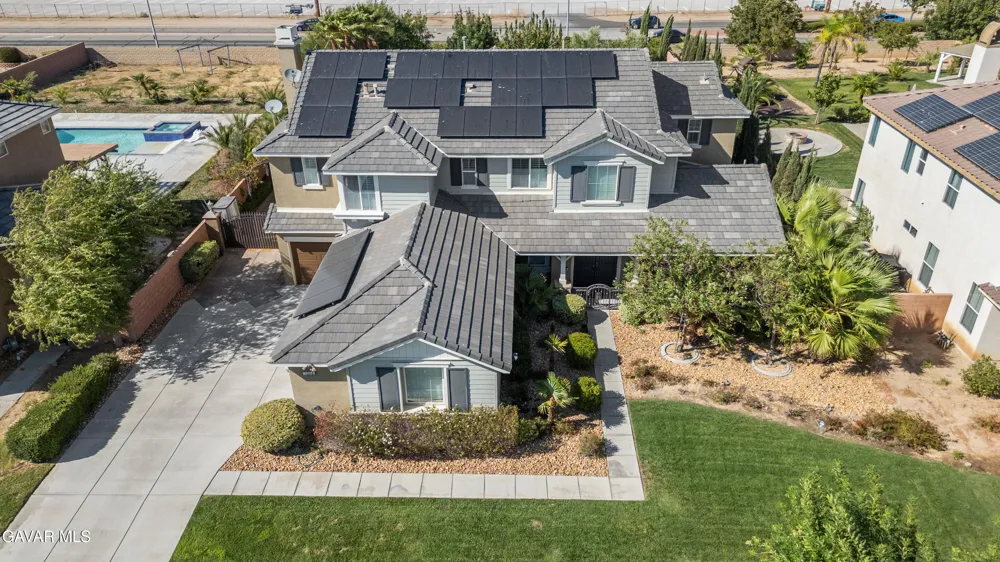 3101 Camino Hermanos Lancaster, CA 93536
