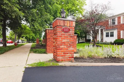 1110 Springfield Pike #15