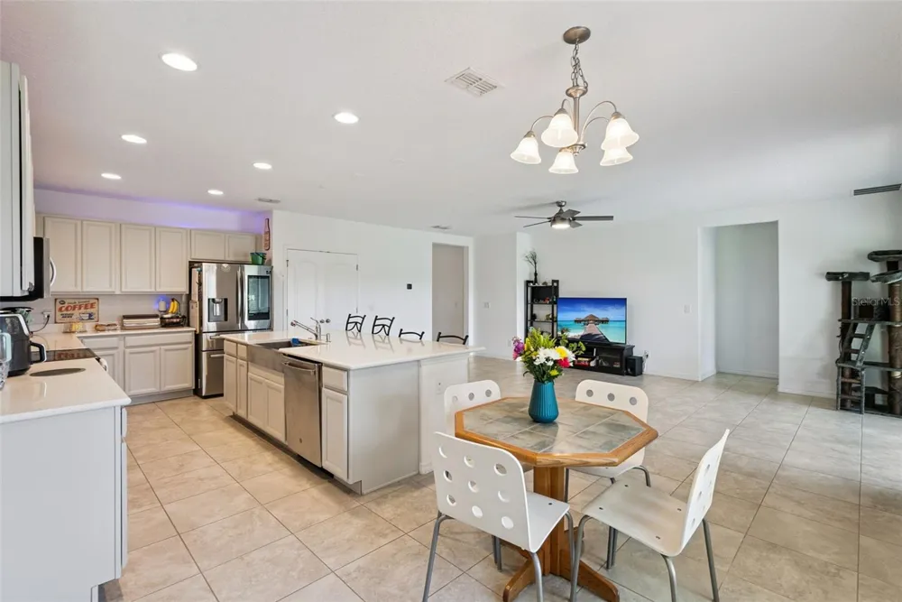 23707 COMPANERO DRIVE Sorrento, FL 32776