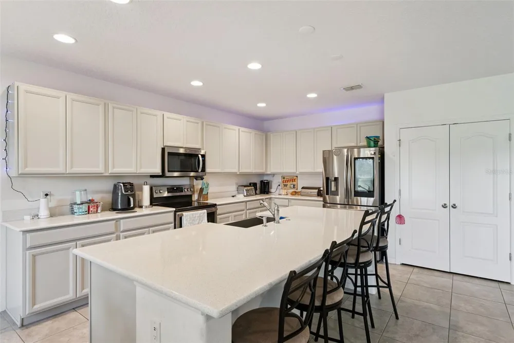 23707 COMPANERO DRIVE Sorrento, FL 32776