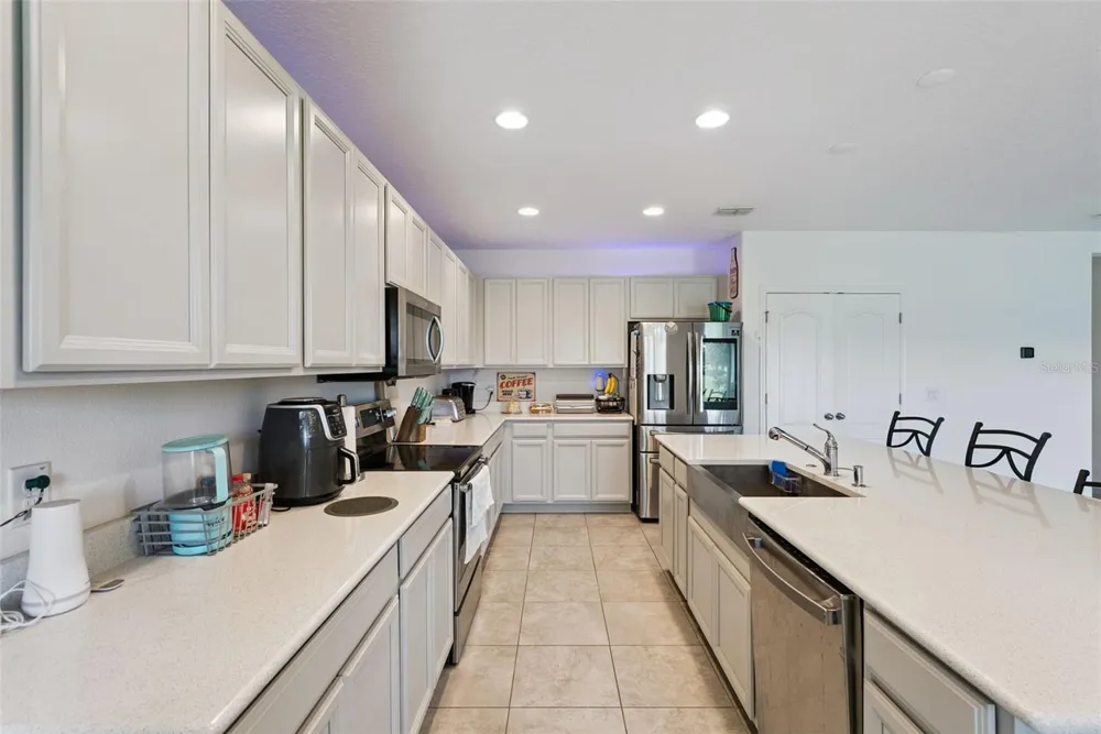 23707 COMPANERO DRIVE Sorrento, FL 32776
