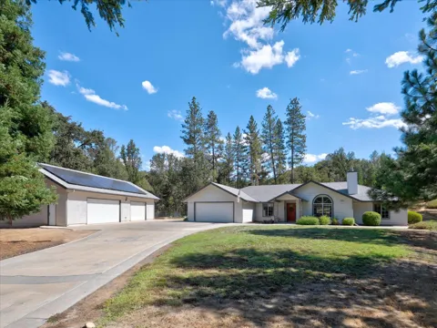 41741 Loch Lomd Lane
