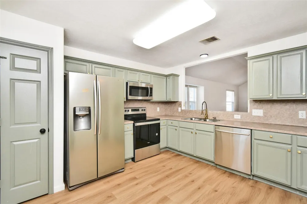 34552 Park Green Brookshire, TX 77423