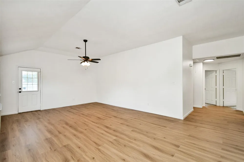 34552 Park Green Brookshire, TX 77423