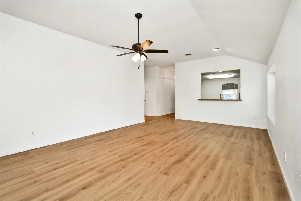 34552 Park Green Brookshire, TX 77423