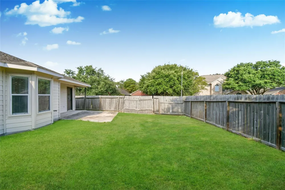 34552 Park Green Brookshire, TX 77423