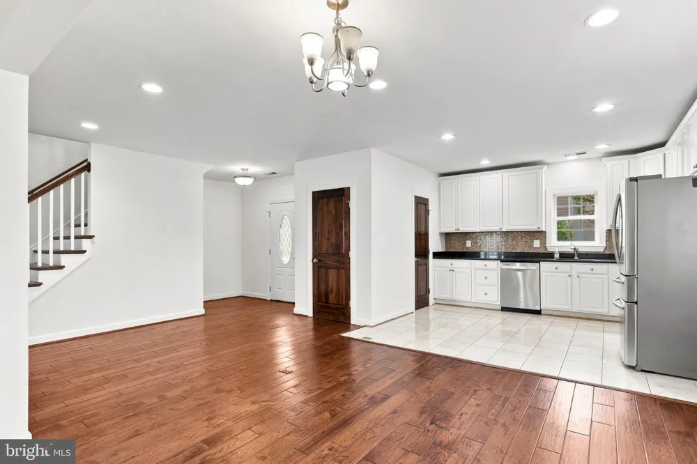 2001 6TH STREET S Arlington, VA 22204