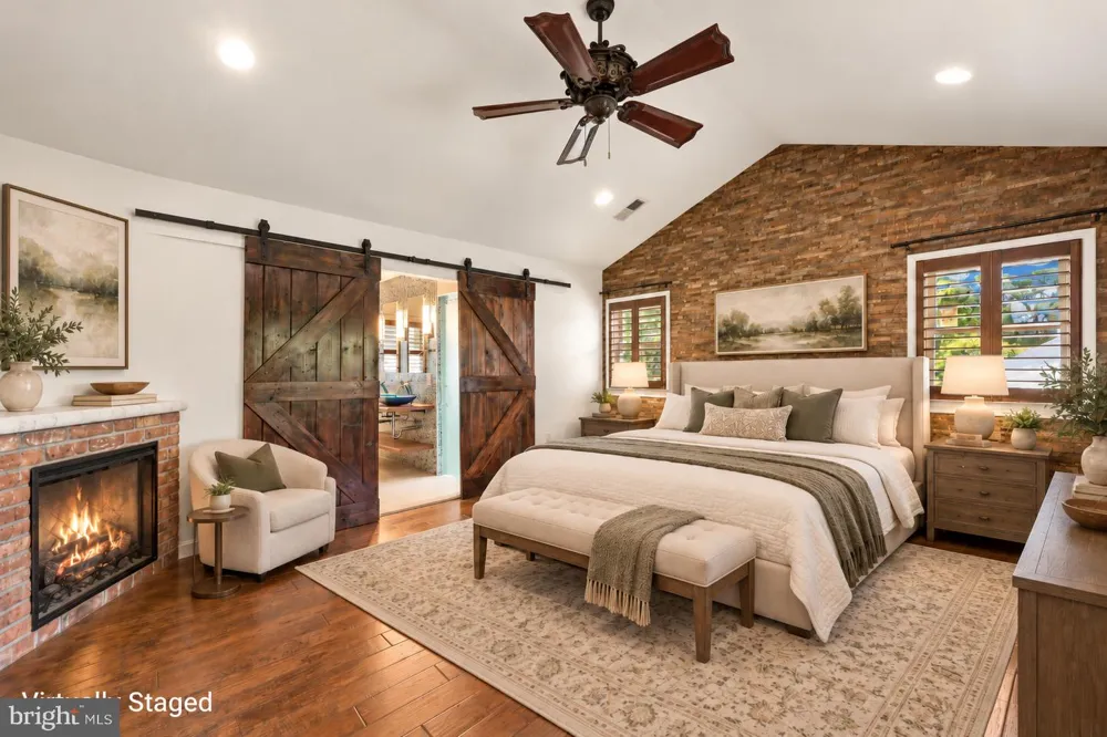 2001 6TH STREET S Arlington, VA 22204