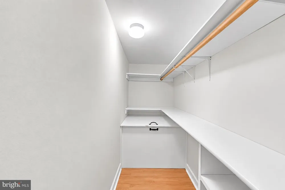 2001 6TH STREET S Arlington, VA 22204