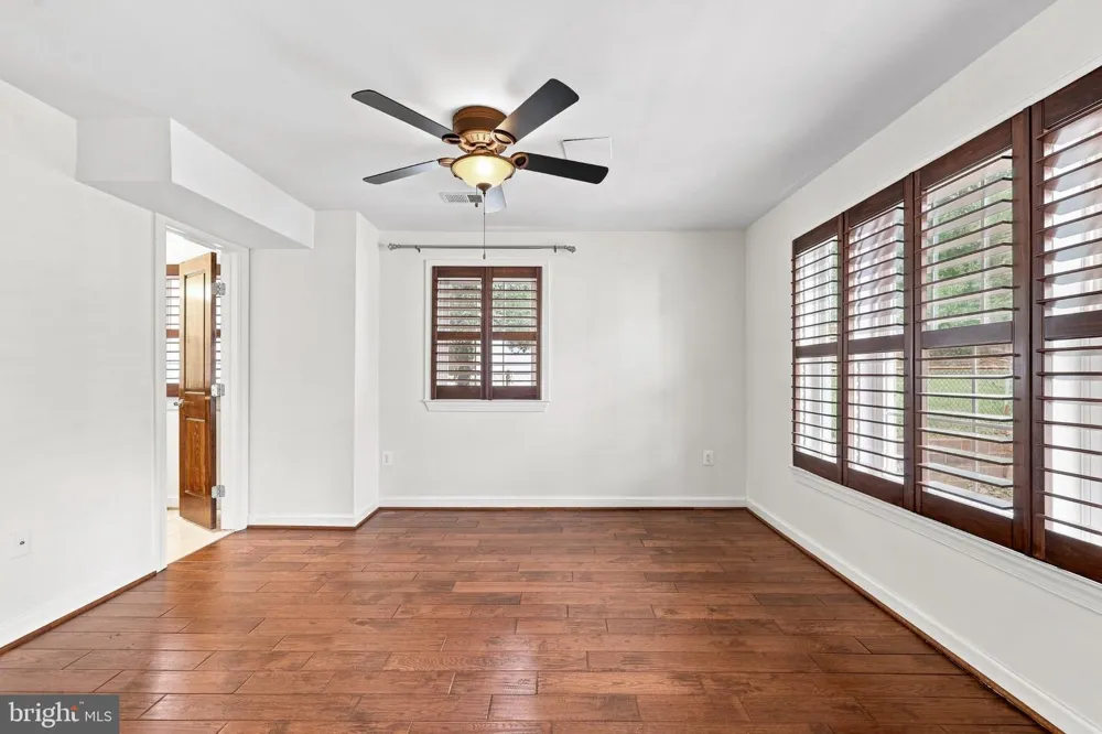 2001 6TH STREET S Arlington, VA 22204