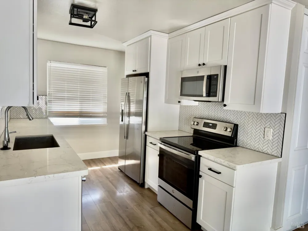 3332 Main Street Napa, CA 94558