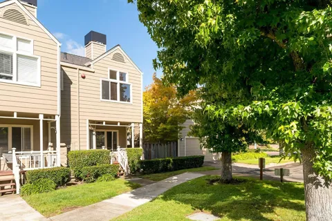 41 Parkview Circle