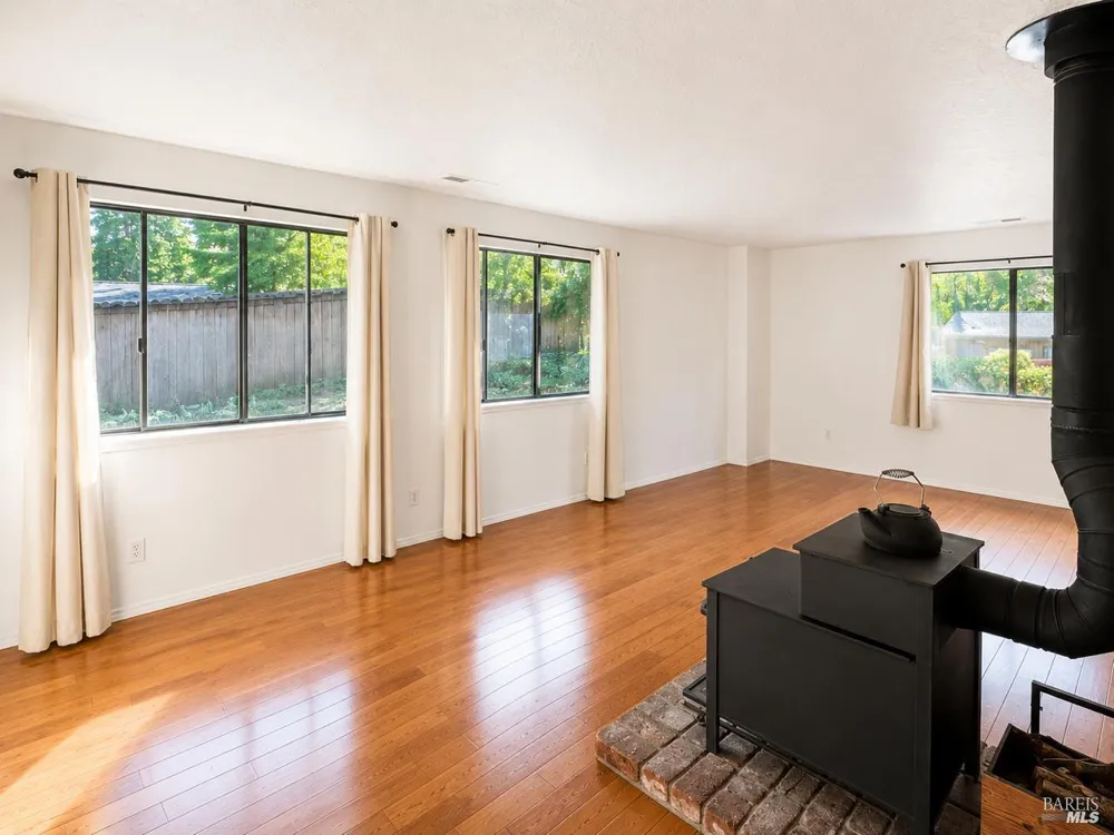24066 Tulip Drive Willits, CA 94960