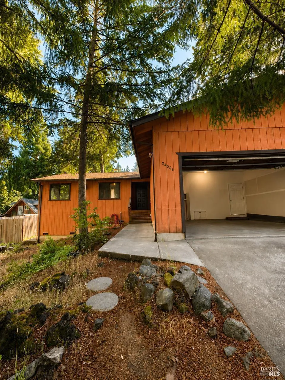 24066 Tulip Drive Willits, CA 94960
