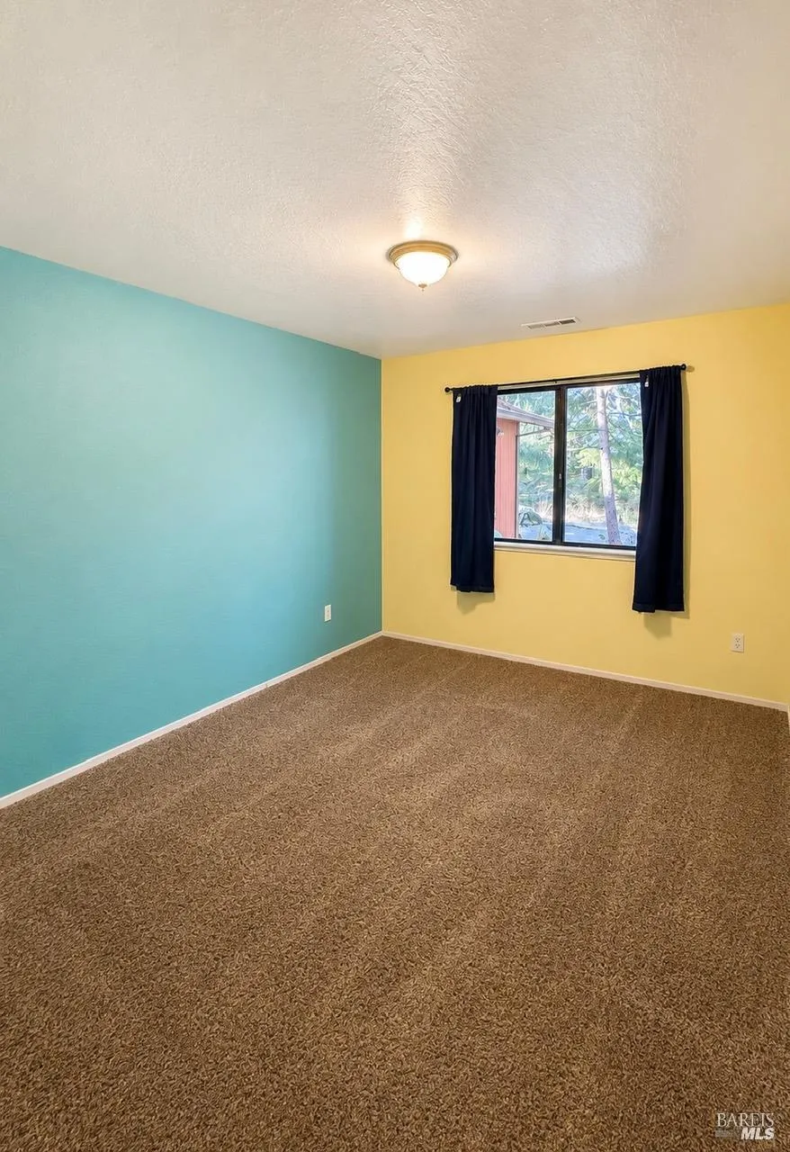 24066 Tulip Drive Willits, CA 94960