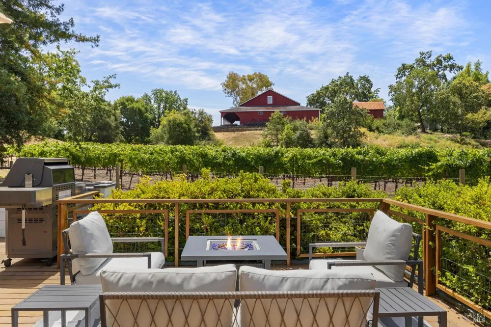 2740 River Road Santa Rosa, CA 95492