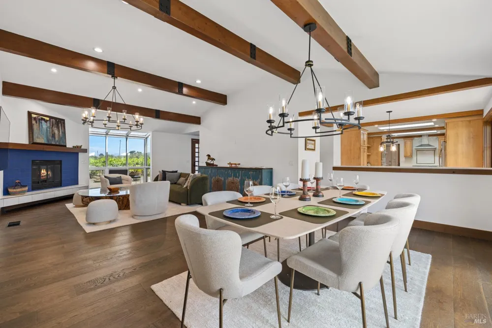 2740 River Road Santa Rosa, CA 95492
