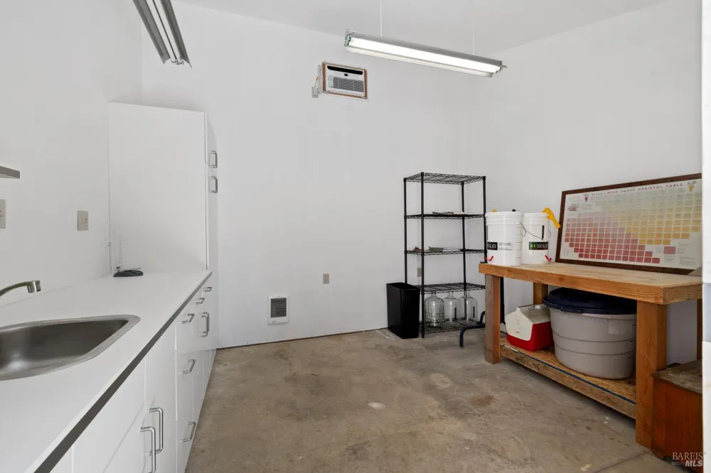 2740 River Road Santa Rosa, CA 95492