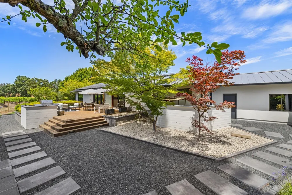 2740 River Road Santa Rosa, CA 95492