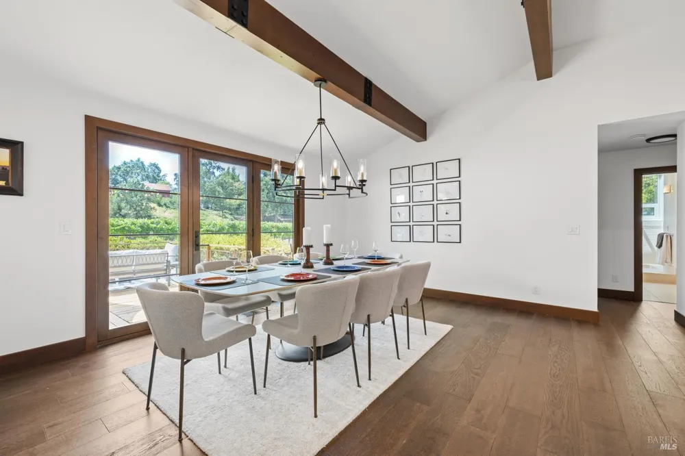 2740 River Road Santa Rosa, CA 95492