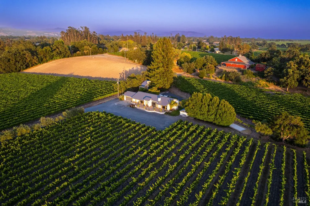 2740 River Road Santa Rosa, CA 95492