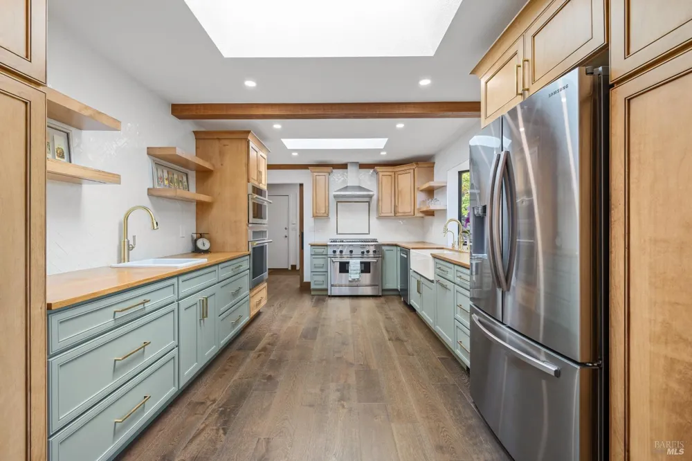 2740 River Road Santa Rosa, CA 95492