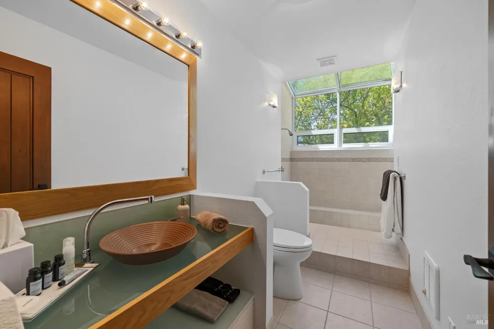 2740 River Road Santa Rosa, CA 95492