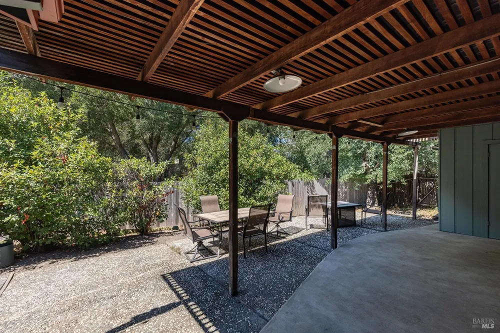 2827 Marlow Road Santa Rosa, CA 95403