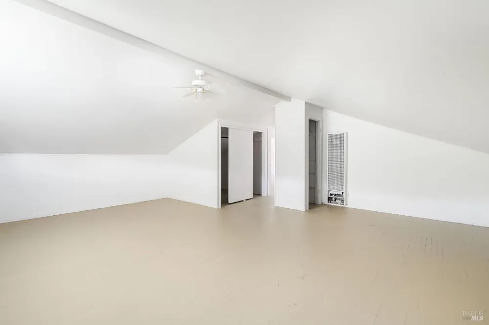 1925 Birch Avenue St. Helena, CA 94574