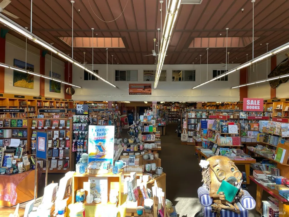 138 Main Street Sebastopol, CA 95472