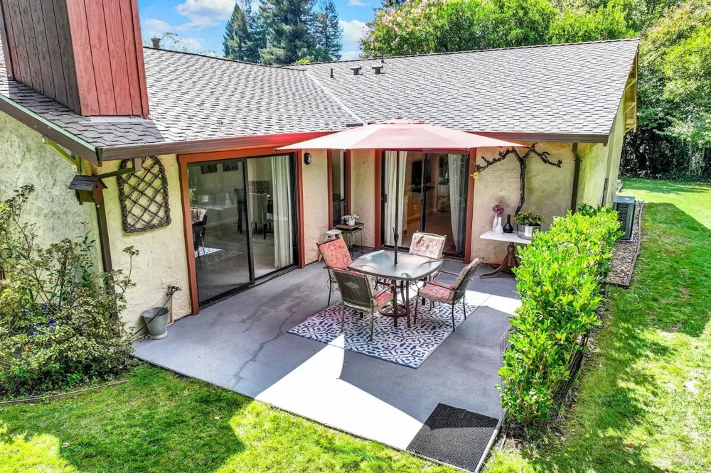 2144 Clay Street Napa, CA 94559