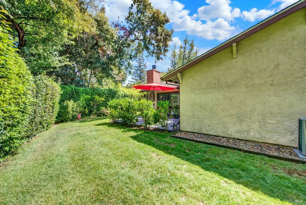 2144 Clay Street Napa, CA 94559