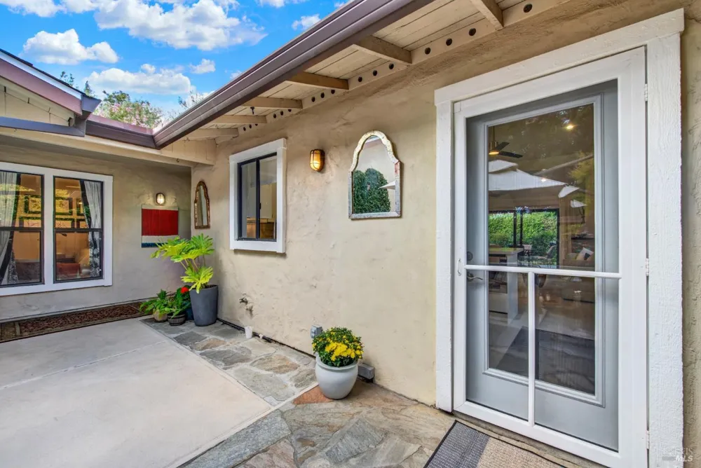 2144 Clay Street Napa, CA 94559