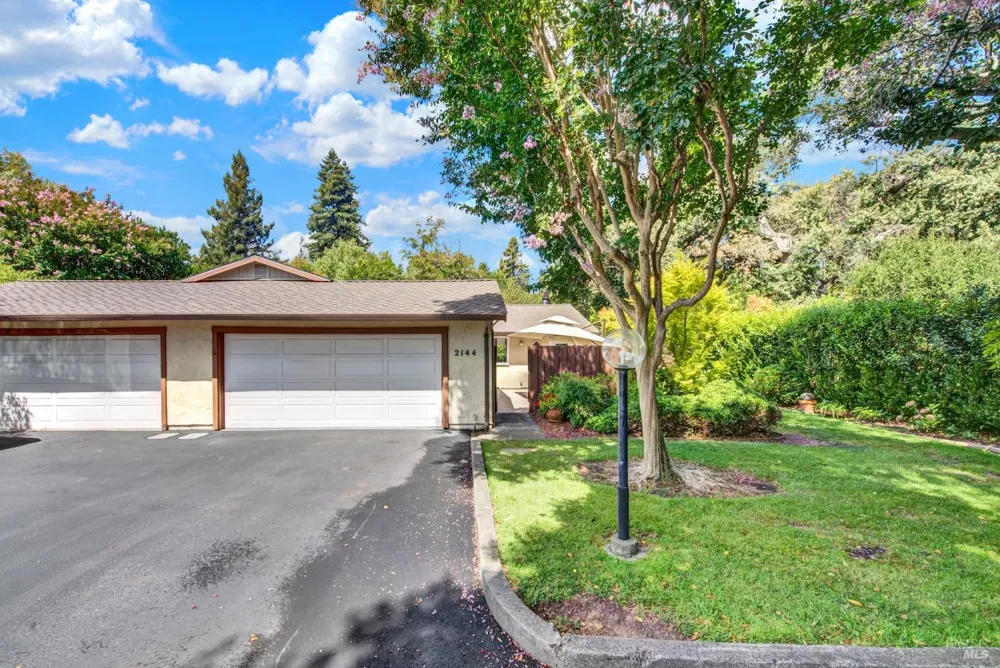 2144 Clay Street Napa, CA 94559