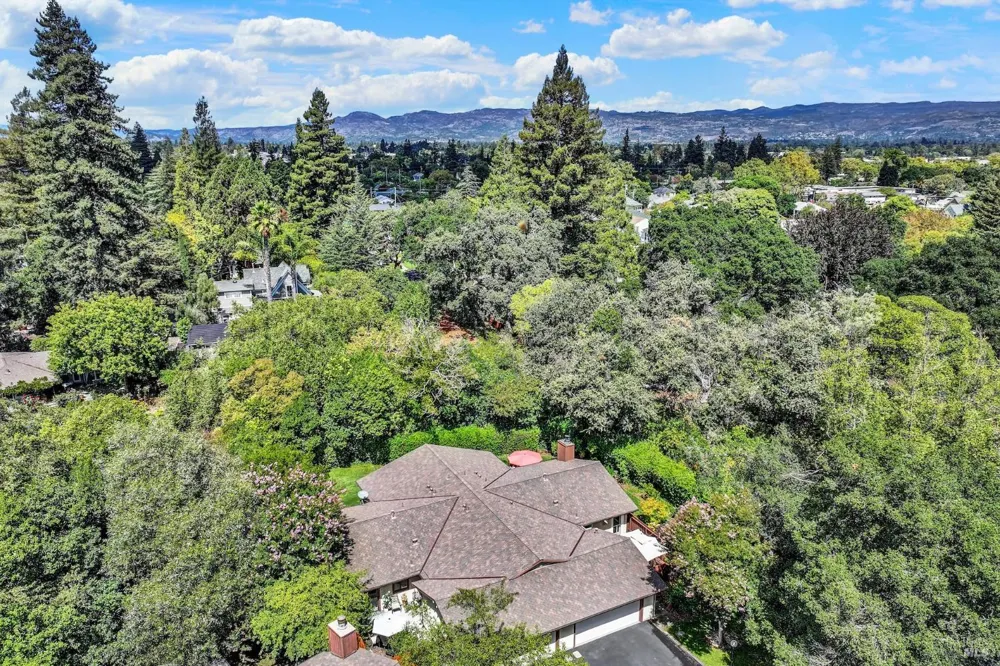 2144 Clay Street Napa, CA 94559